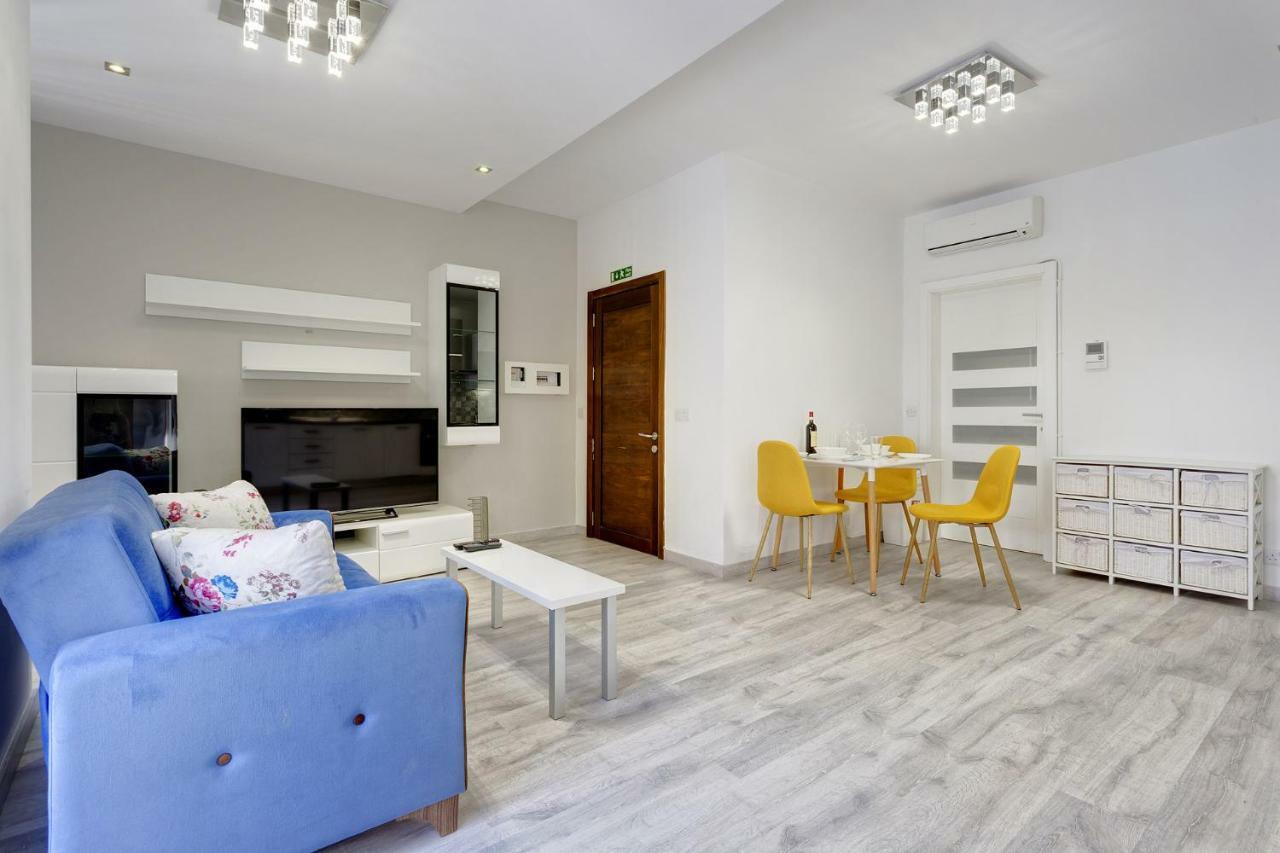 Splendid Apartment, Steps Away From The Sea سليمة المظهر الخارجي الصورة