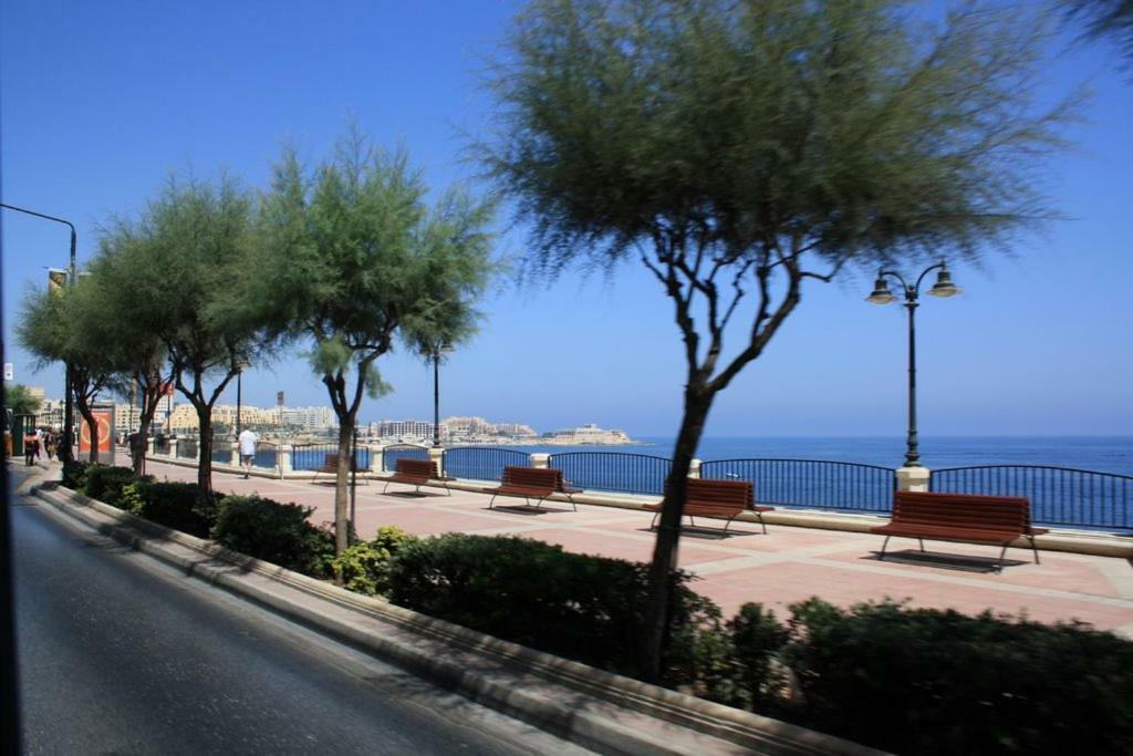Splendid Apartment, Steps Away From The Sea سليمة المظهر الخارجي الصورة
